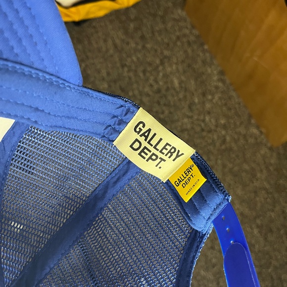 Gallery dept hats - Picture 4 of 5